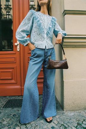 Wide-Leg High-Waist Jeans