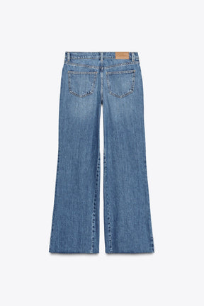 Wide-Leg High-Waist Jeans