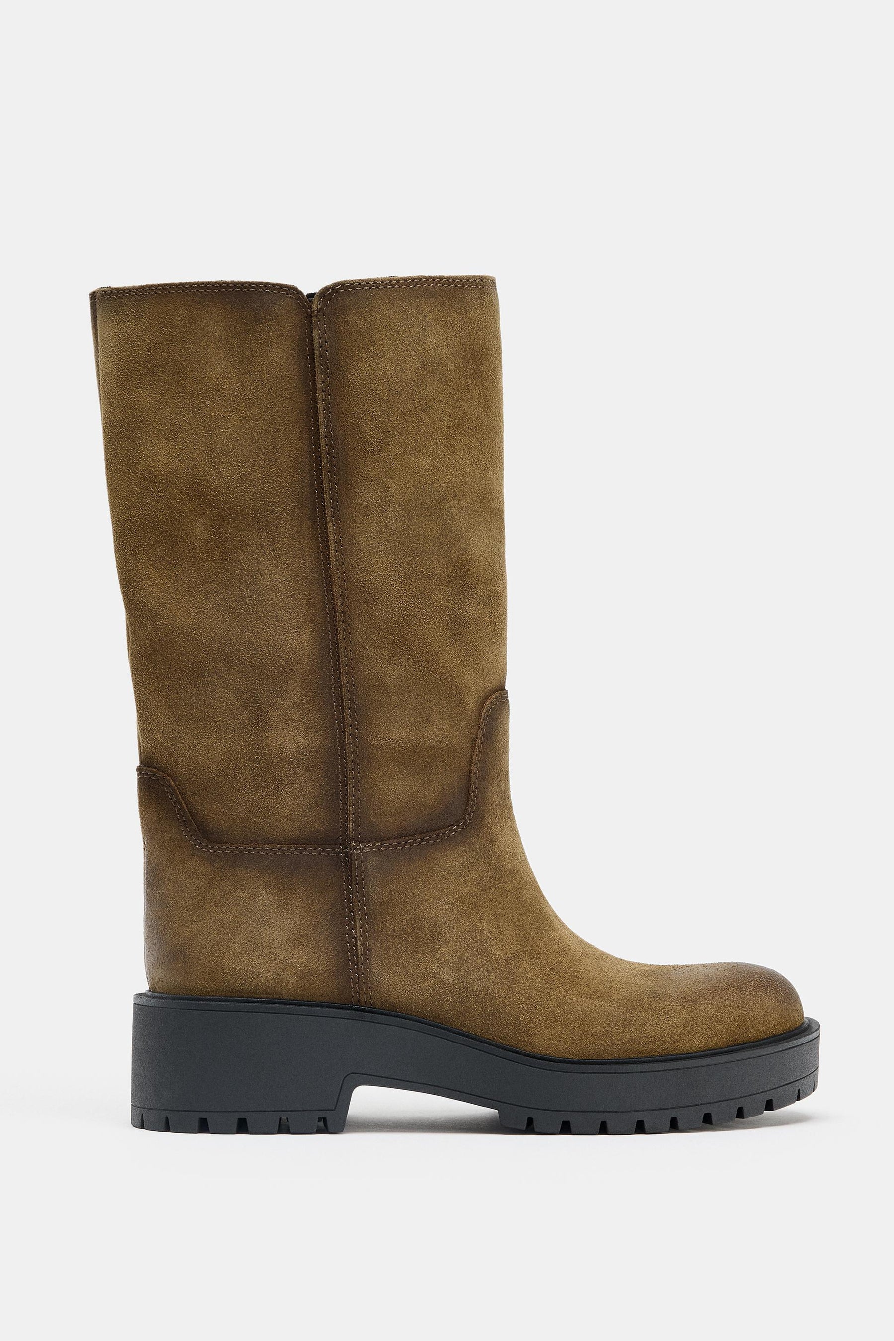 WILDLEDER-ANGLE-BOOTS