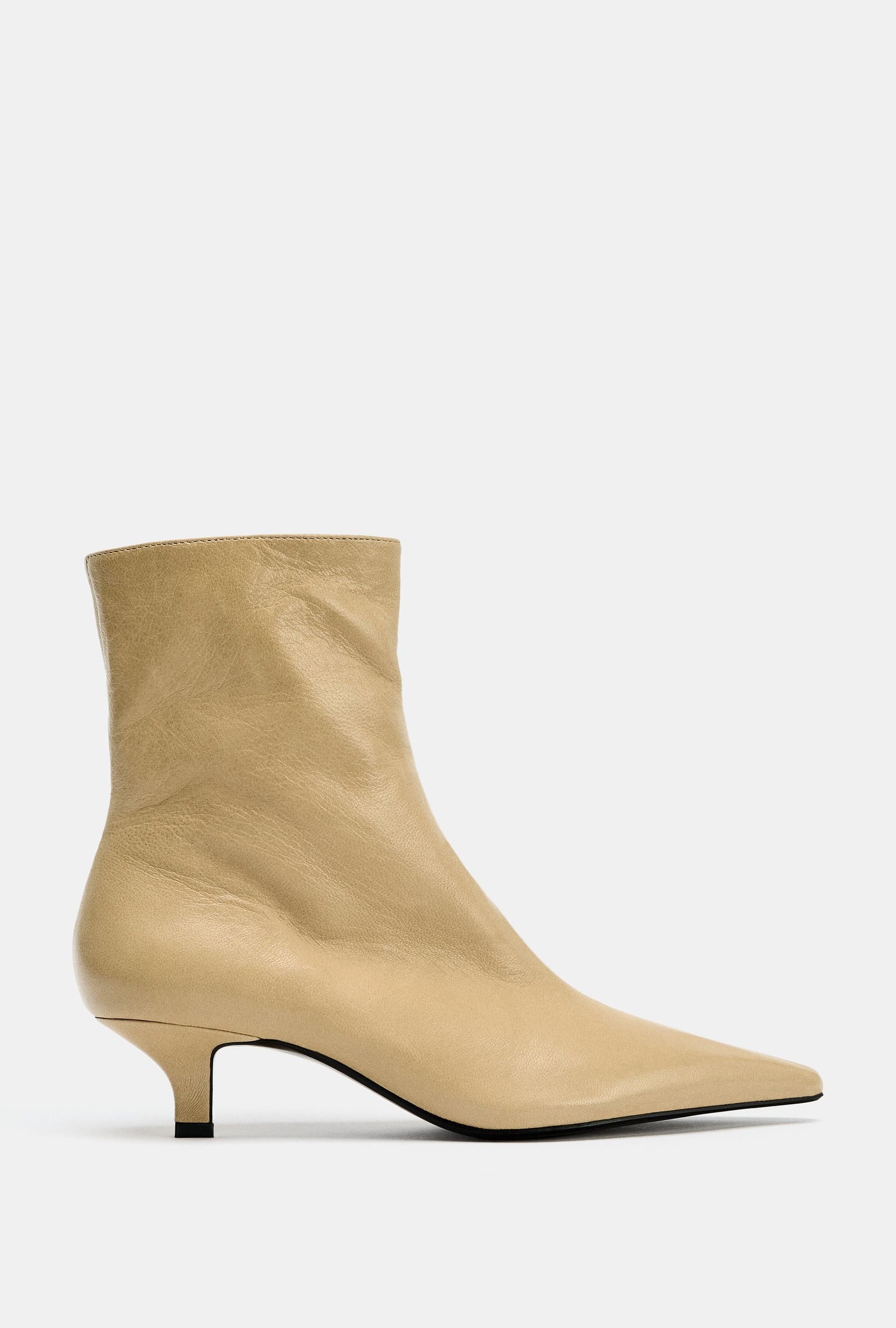 LEATHER ANKLE BOOTS