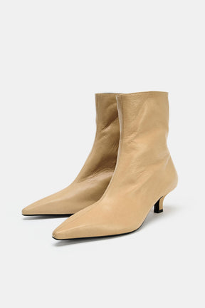LEATHER ANKLE BOOTS