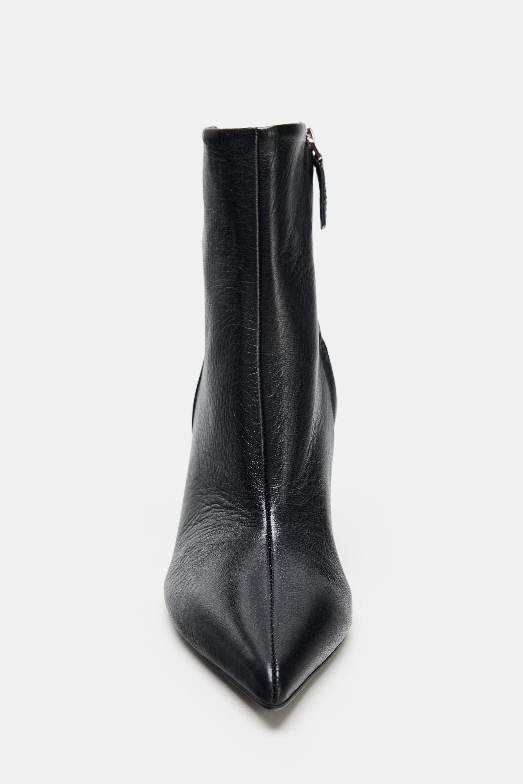 LEATHER ANKLE BOOTS