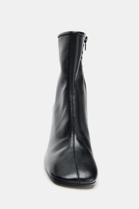 LEATHER ANKLE BOOTS