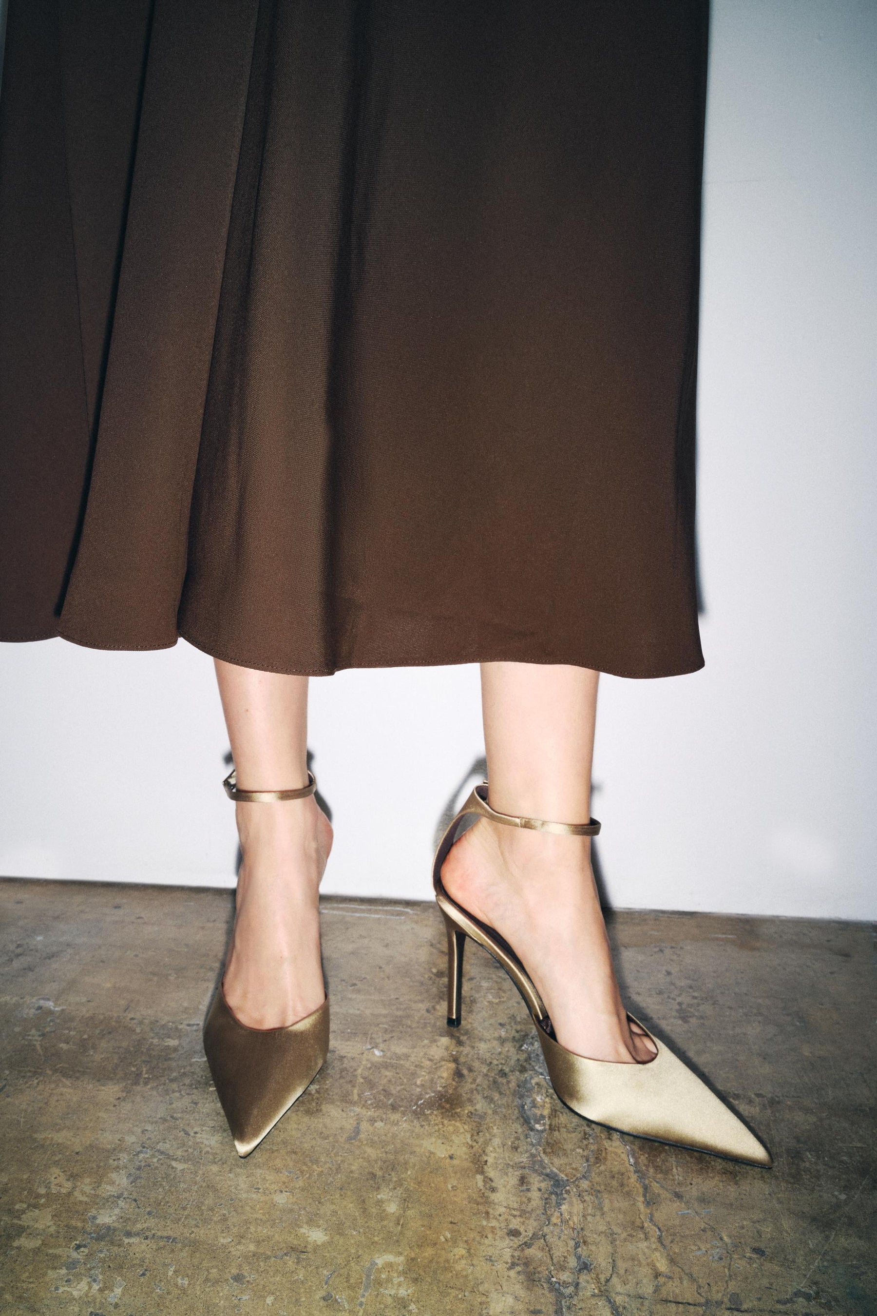 Satin high-heel strap shoes
