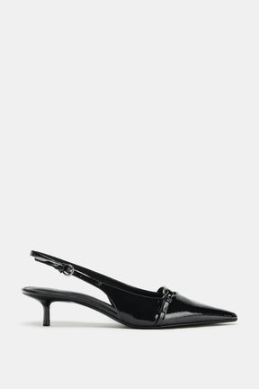 Slingback-Pumps aus Lackimitat