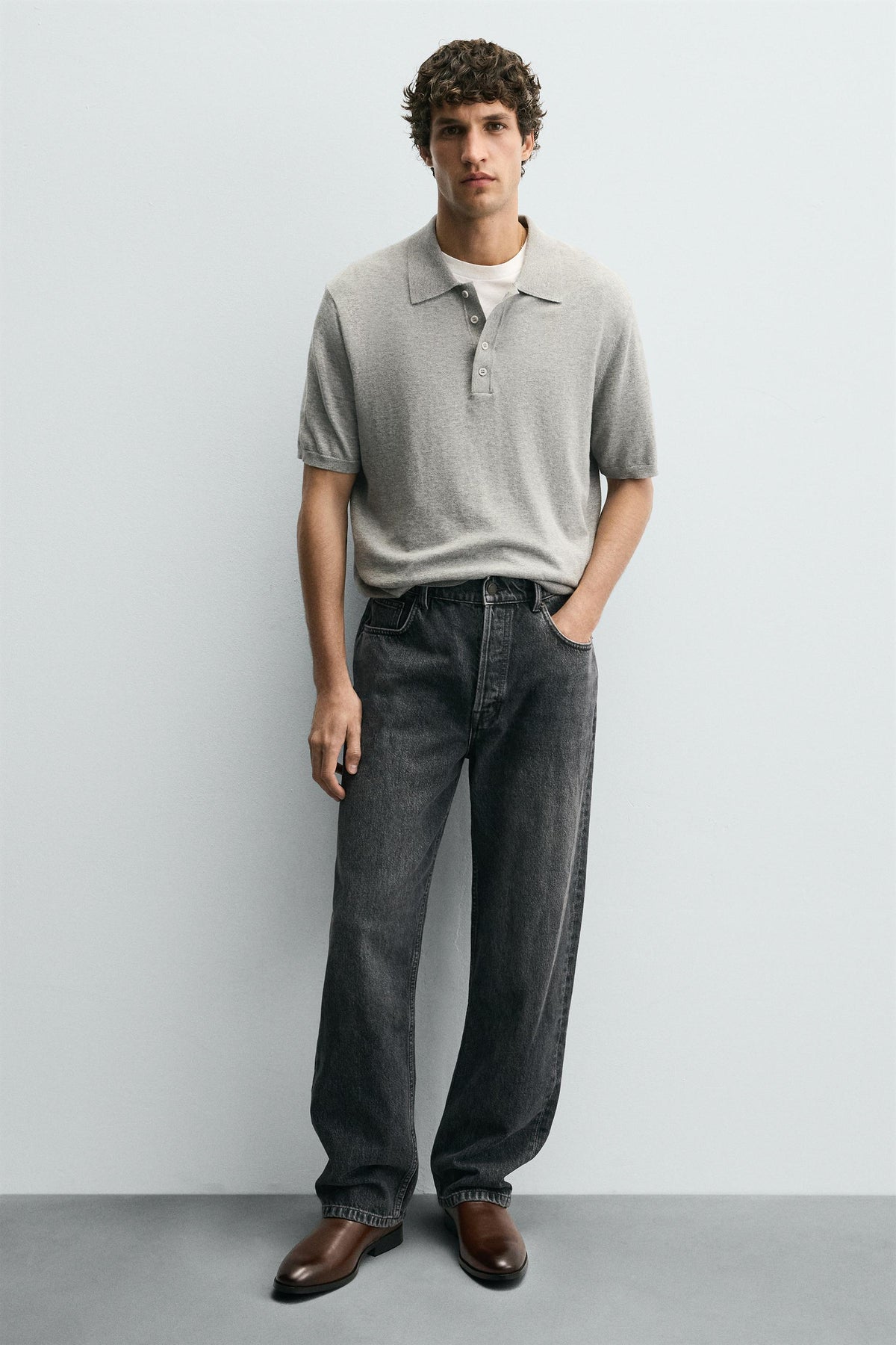 Pointed Chelsea Boots