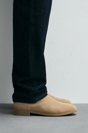 LEATHER CHELSEA BOOTS - Image 1