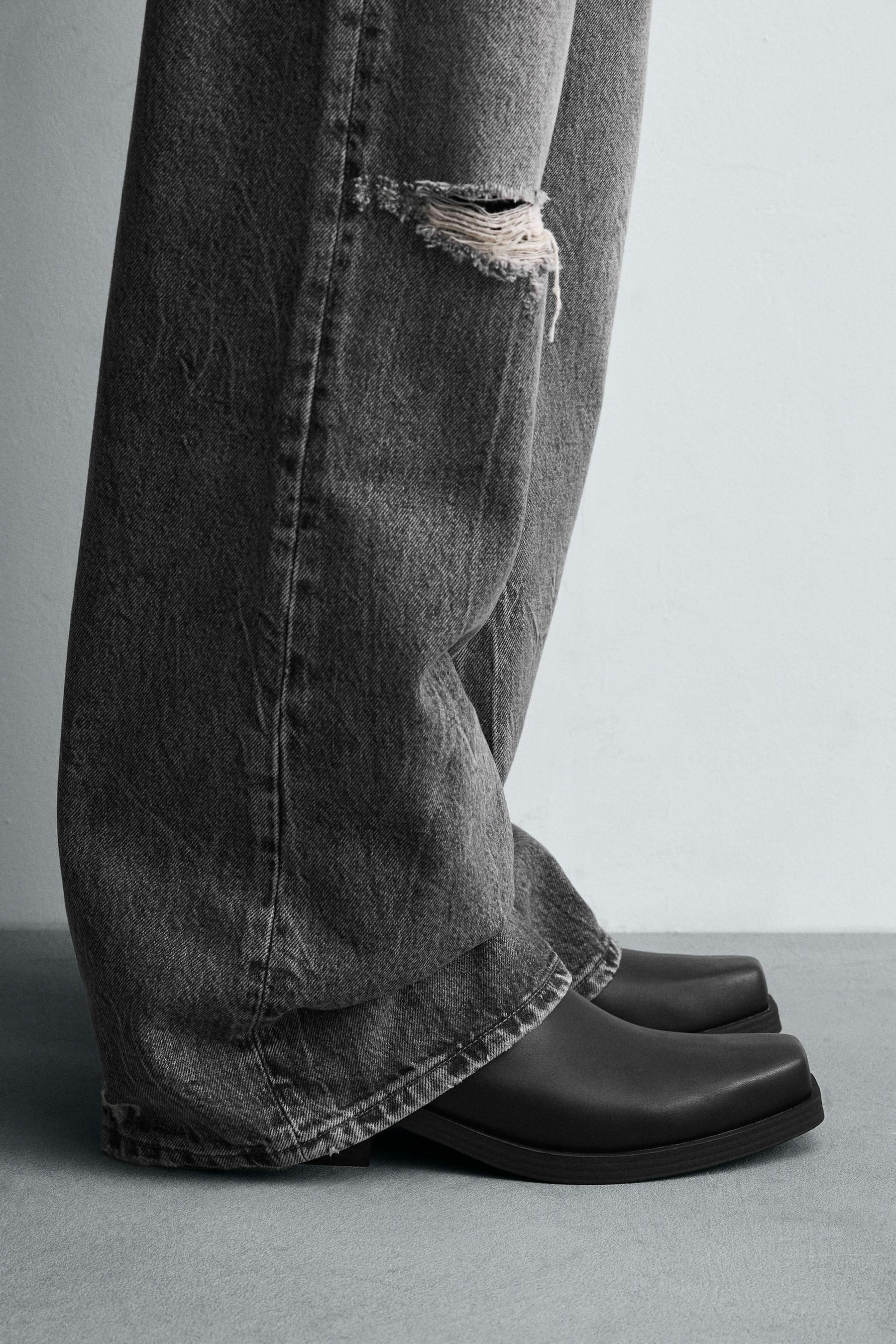 COWBOY BOOTS - Image 1