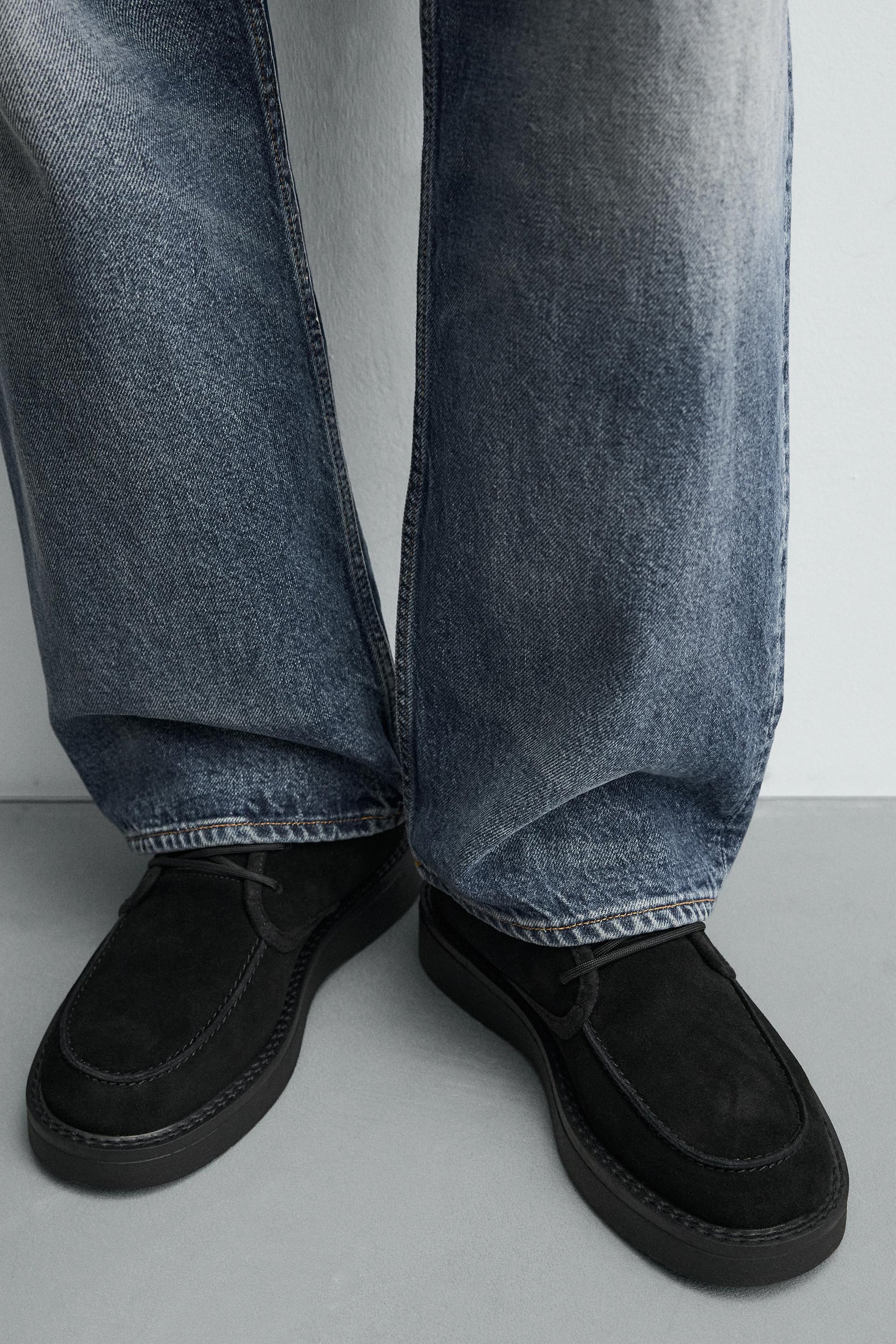 Schnürstiefel aus Leder