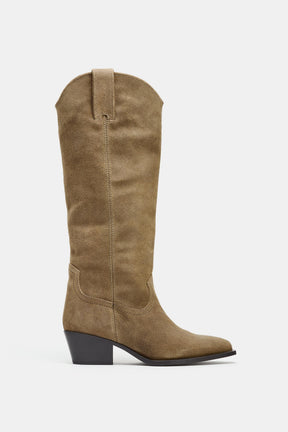SUEDE KNEE-HIGH BOOTS