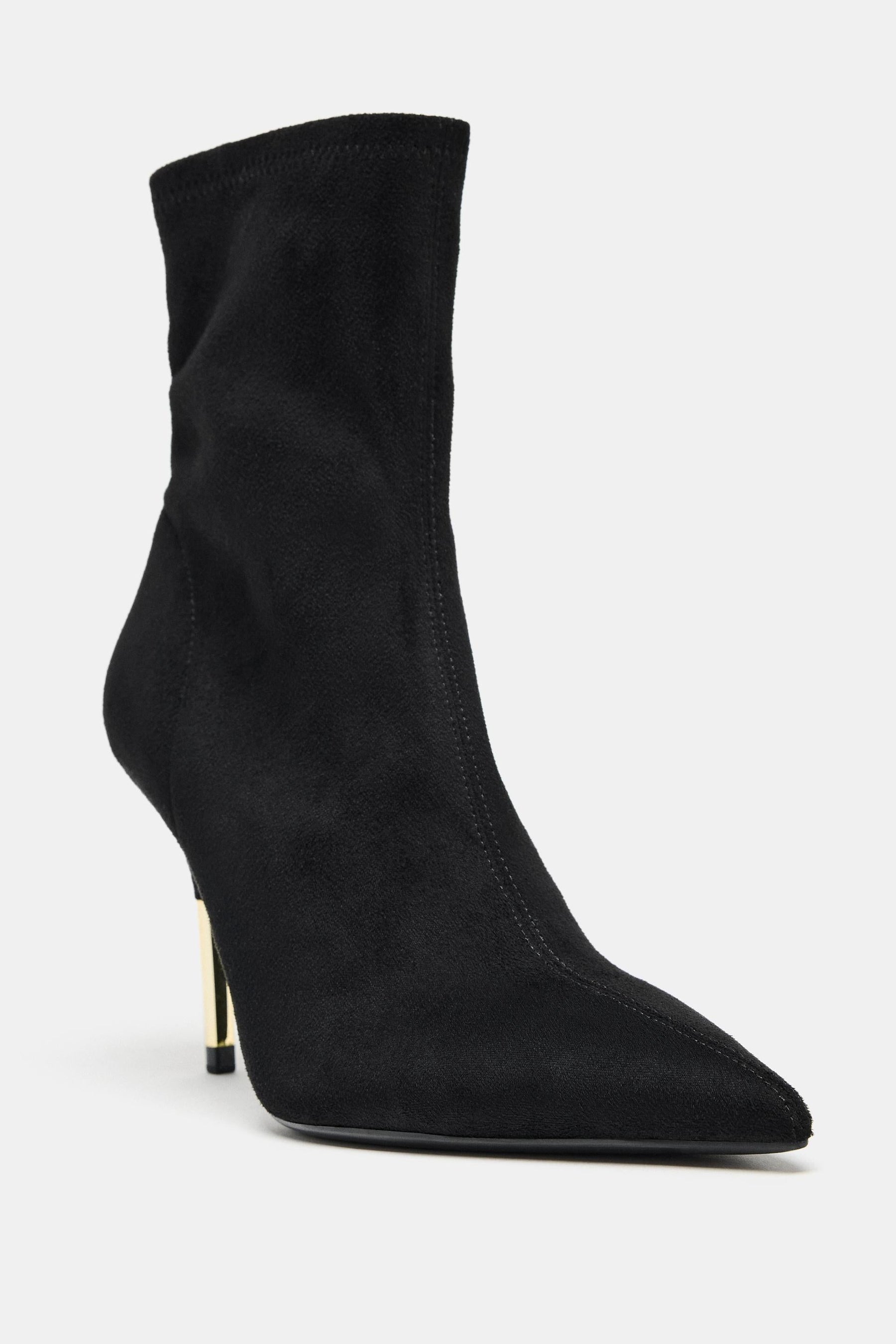 Stiefeletten mit Absatz