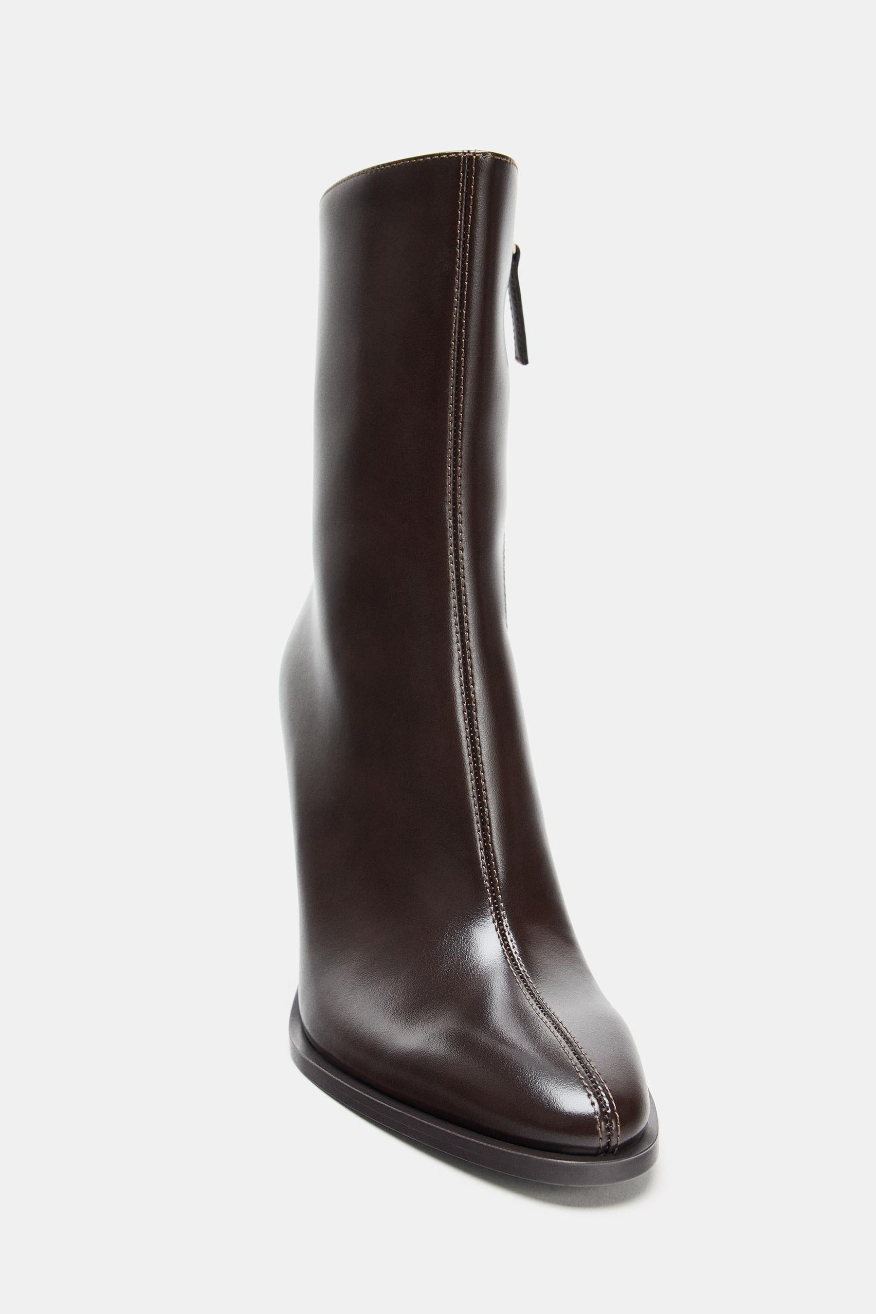 Ankle boots