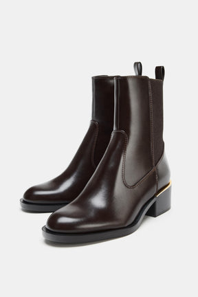 Ankle Boots with Metal