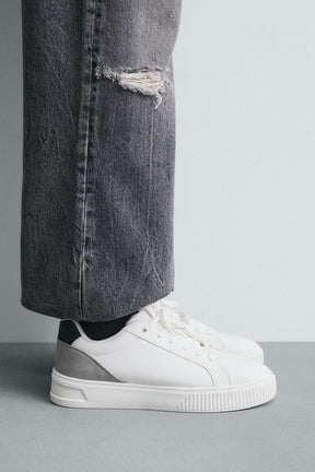 Heel Detail Sneakers