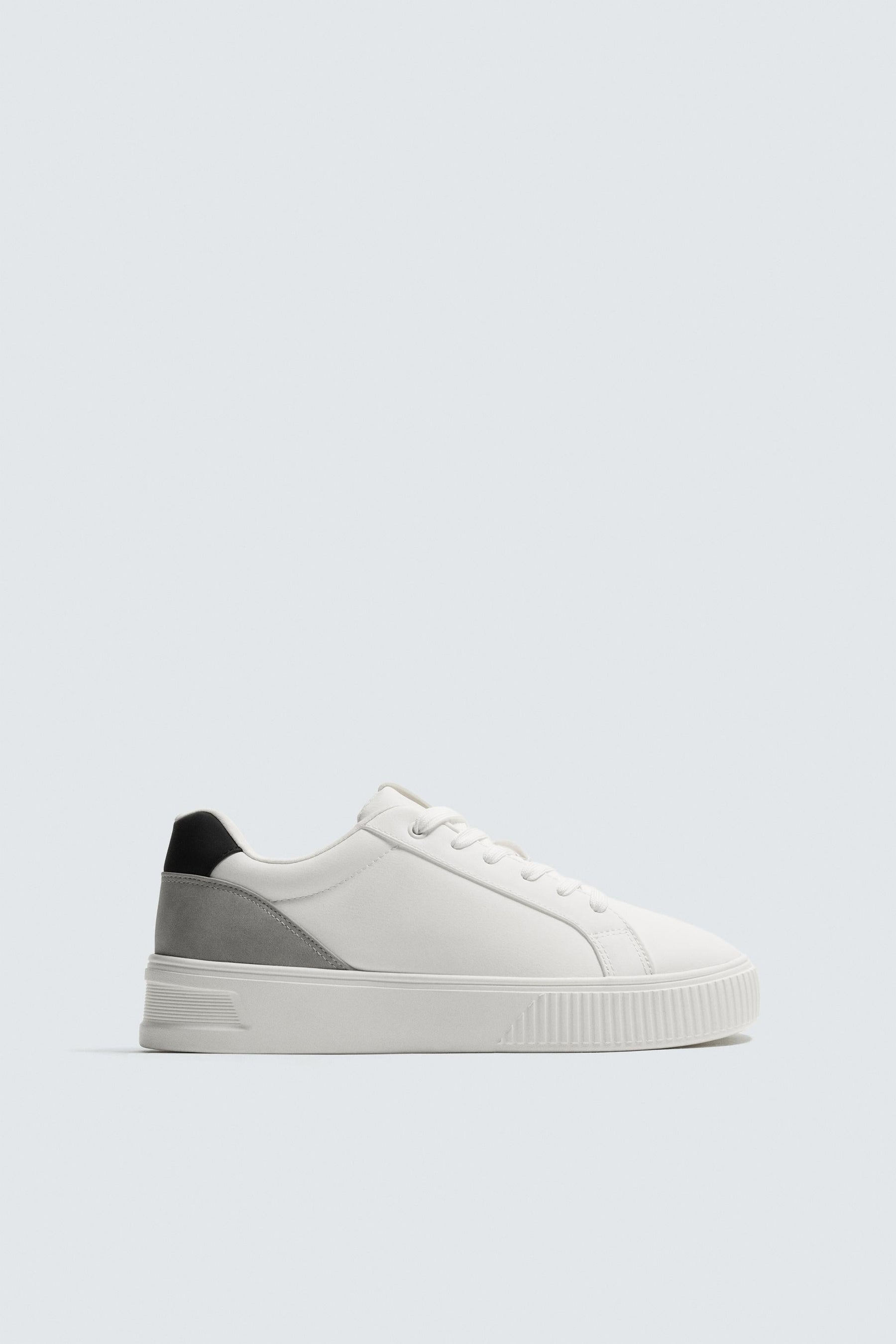 Heel Detail Sneakers