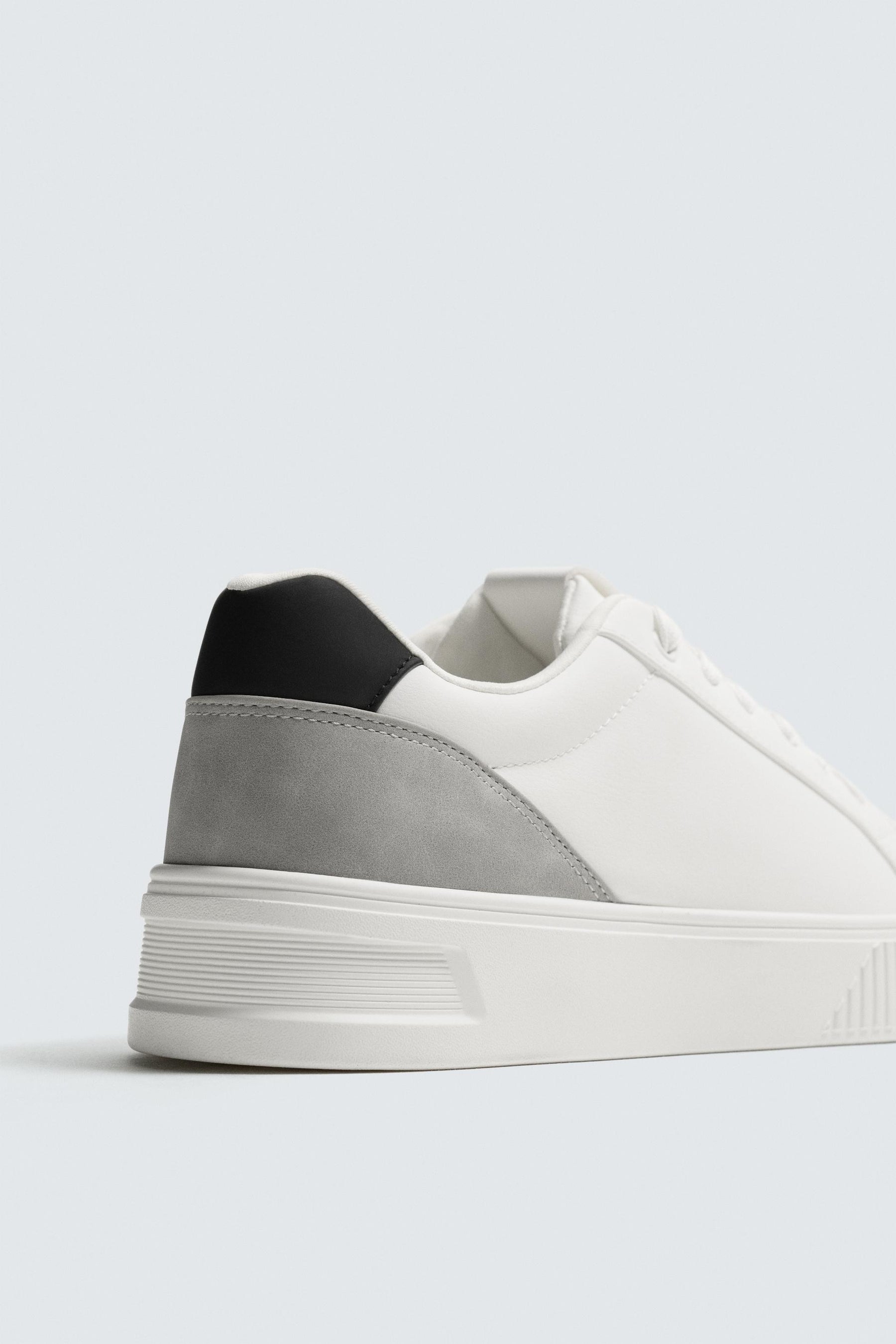 Heel Detail Sneakers