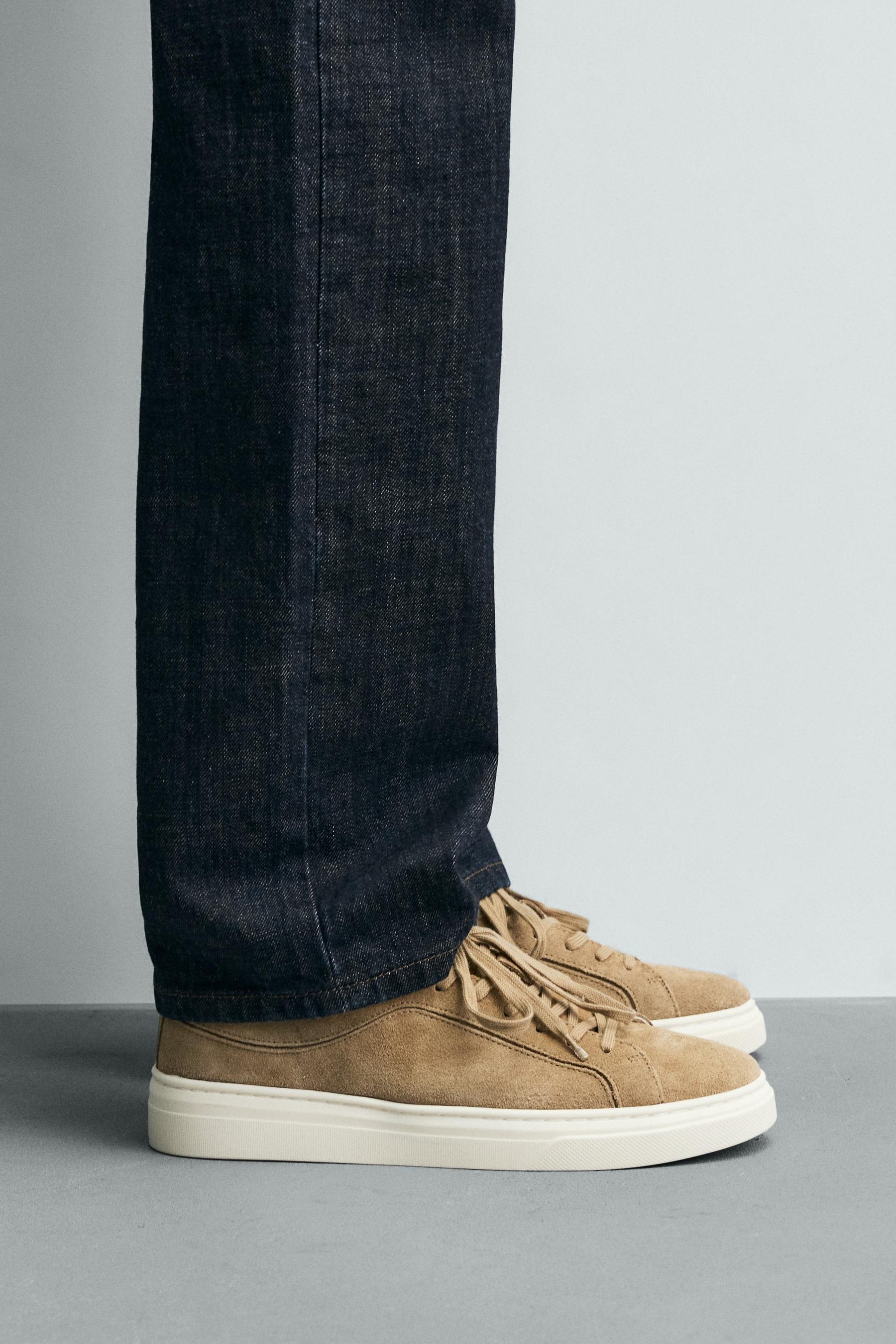 LEATHER TRAINERS - Image 1