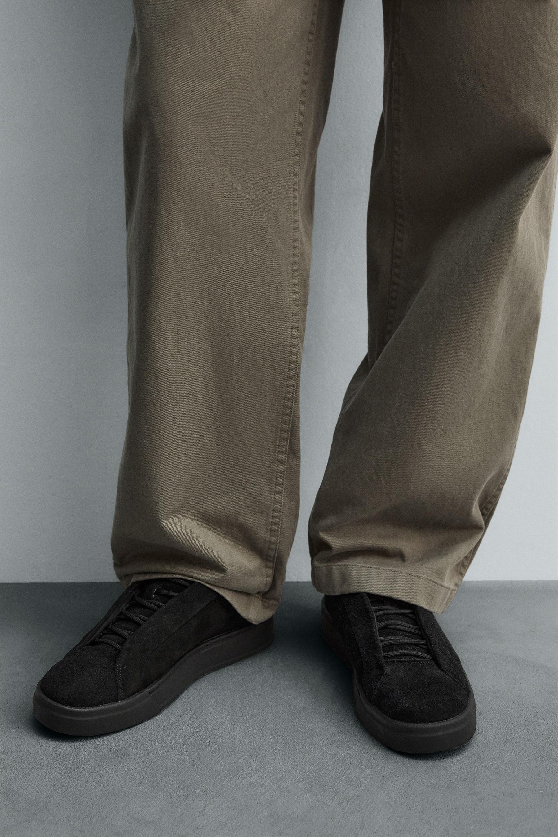 MONOCHROME LEATHER TRAINERS - Image 3