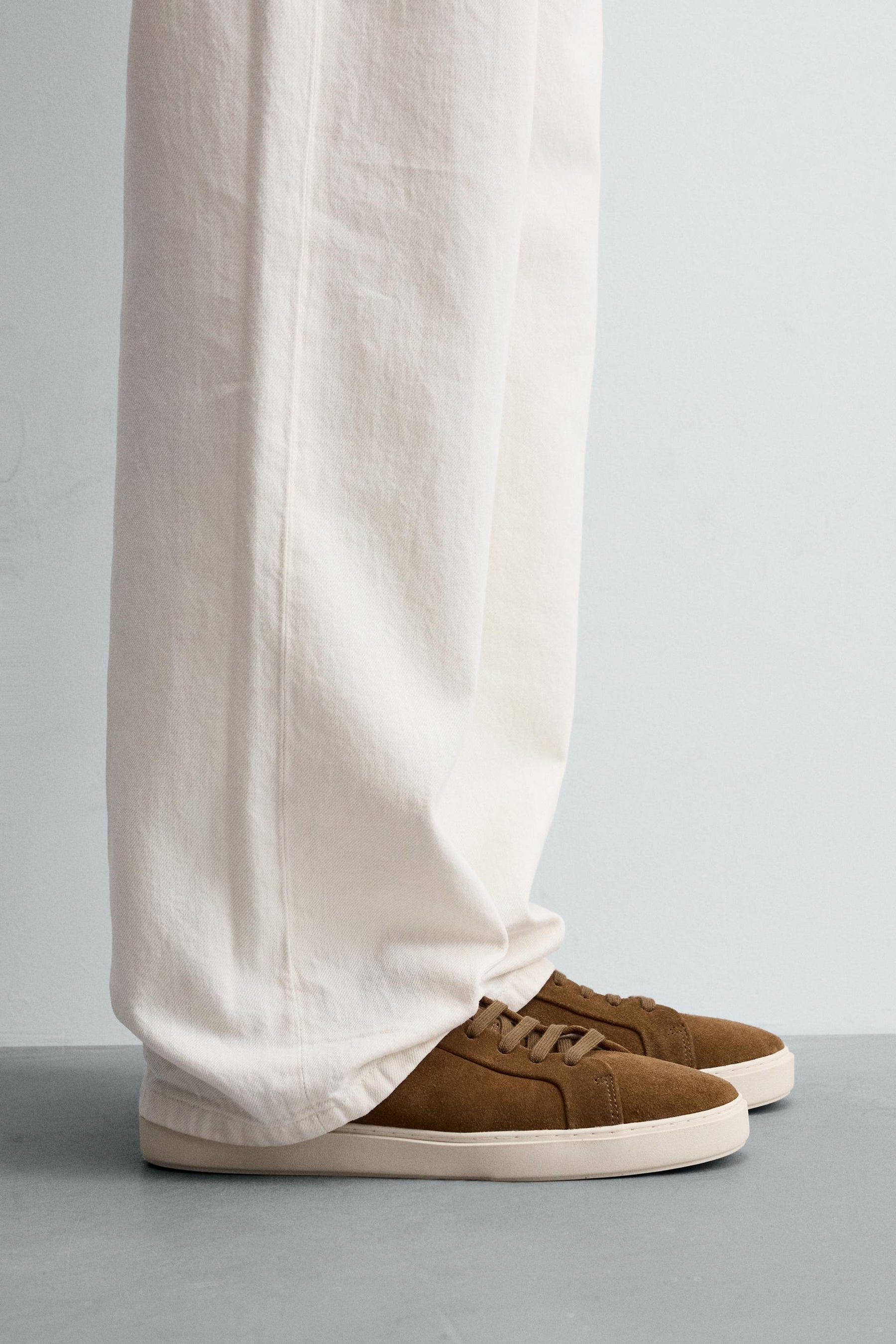 LEATHER TRAINERS - Image 1