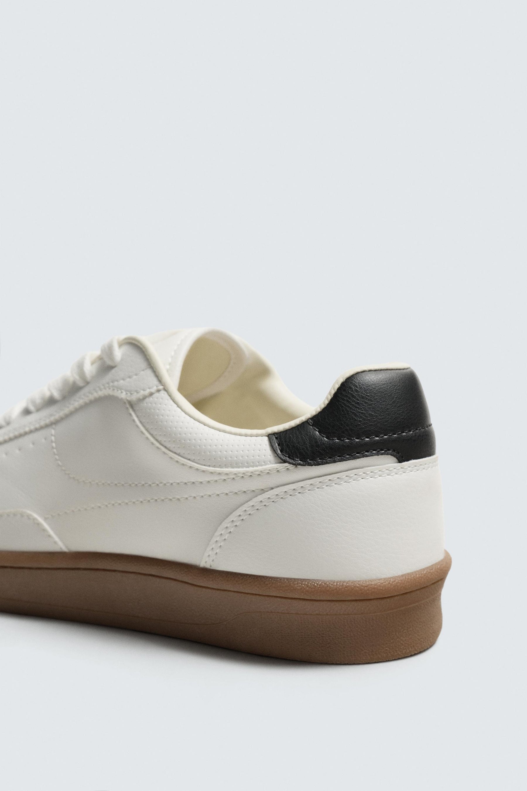 Contrast Sole Sneakers