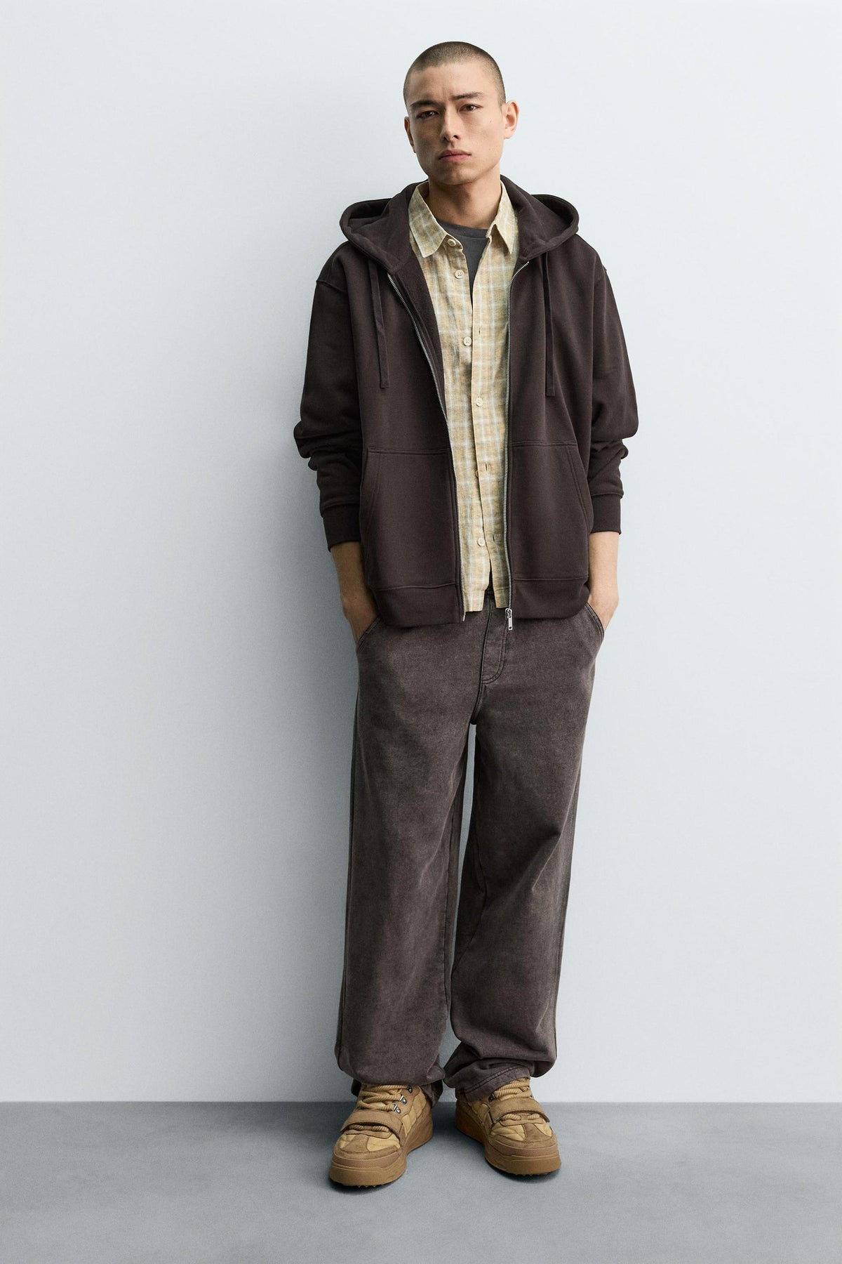 CHUNKY SKATE TRAINERS - Image 2