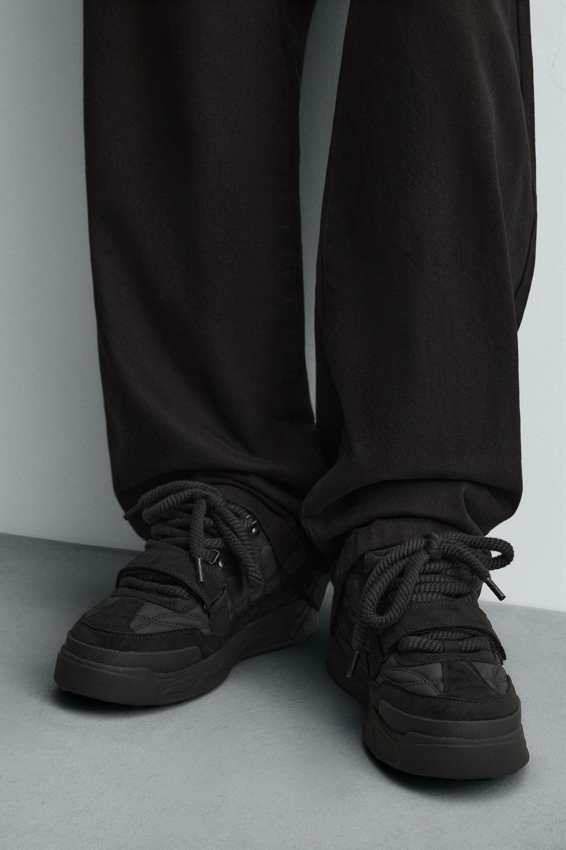 CHUNKY SKATE TRAINERS - Image 3