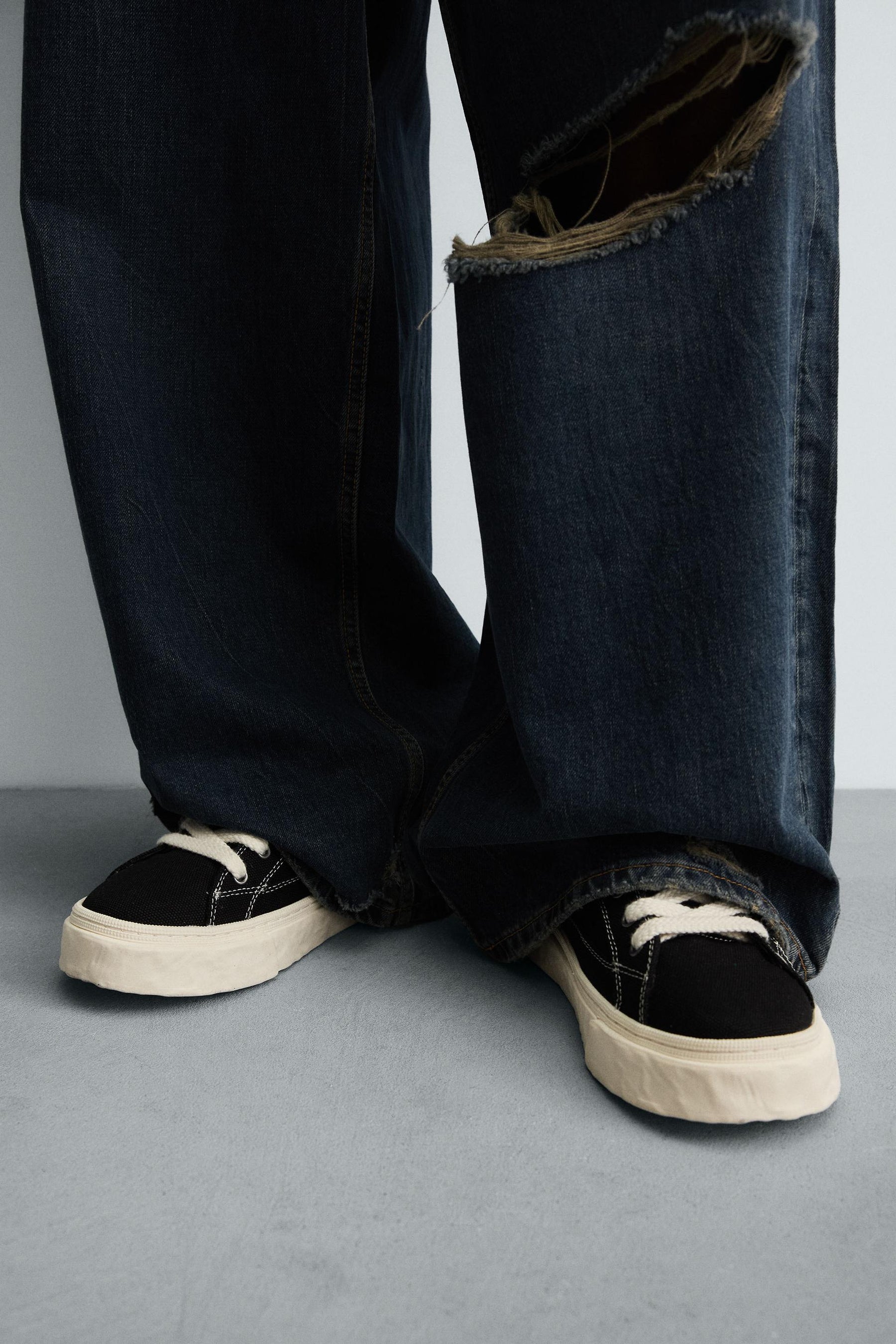 CHUNKY FABRIC TRAINERS - Image 2