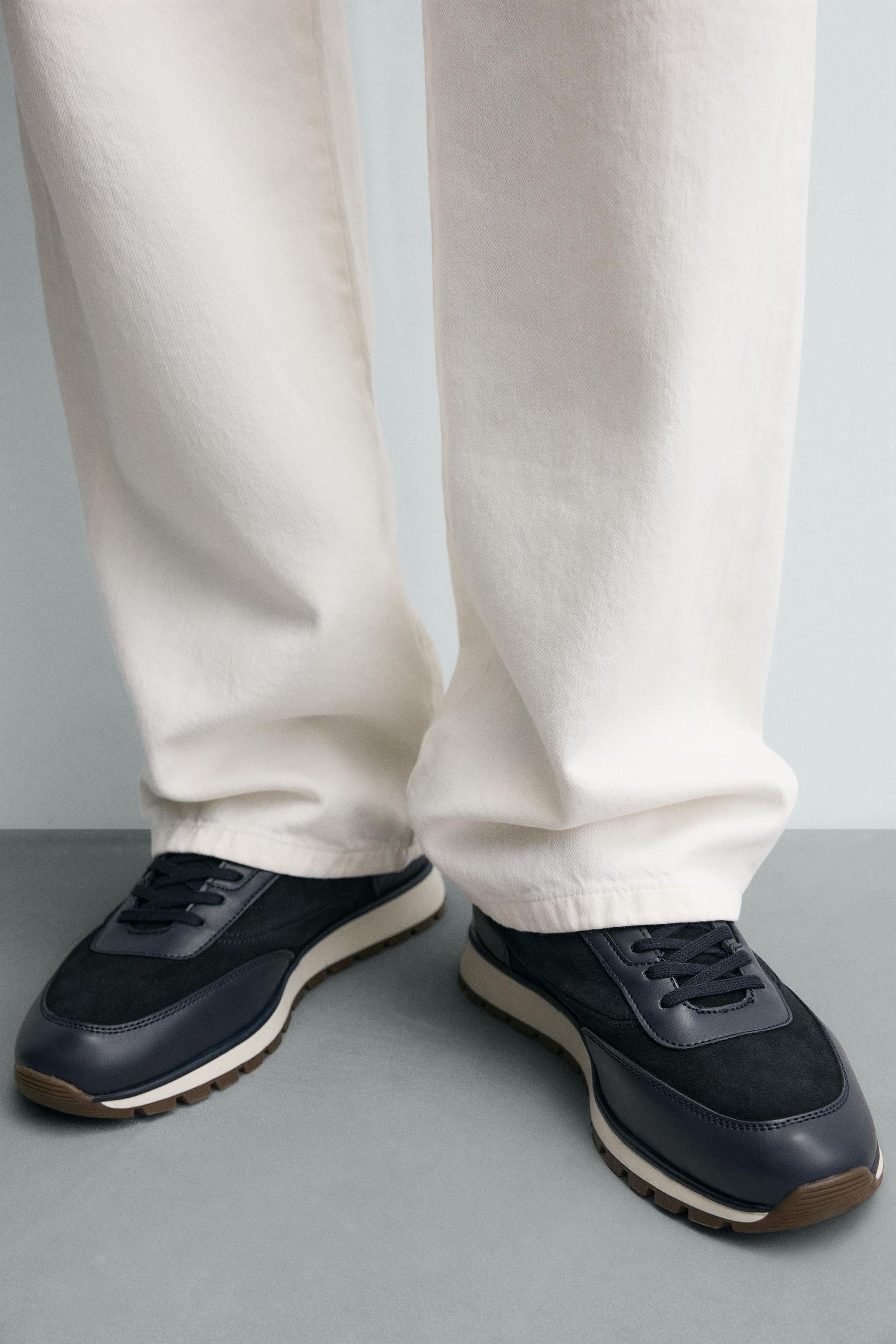 CASUAL TRAINERS - Image 3