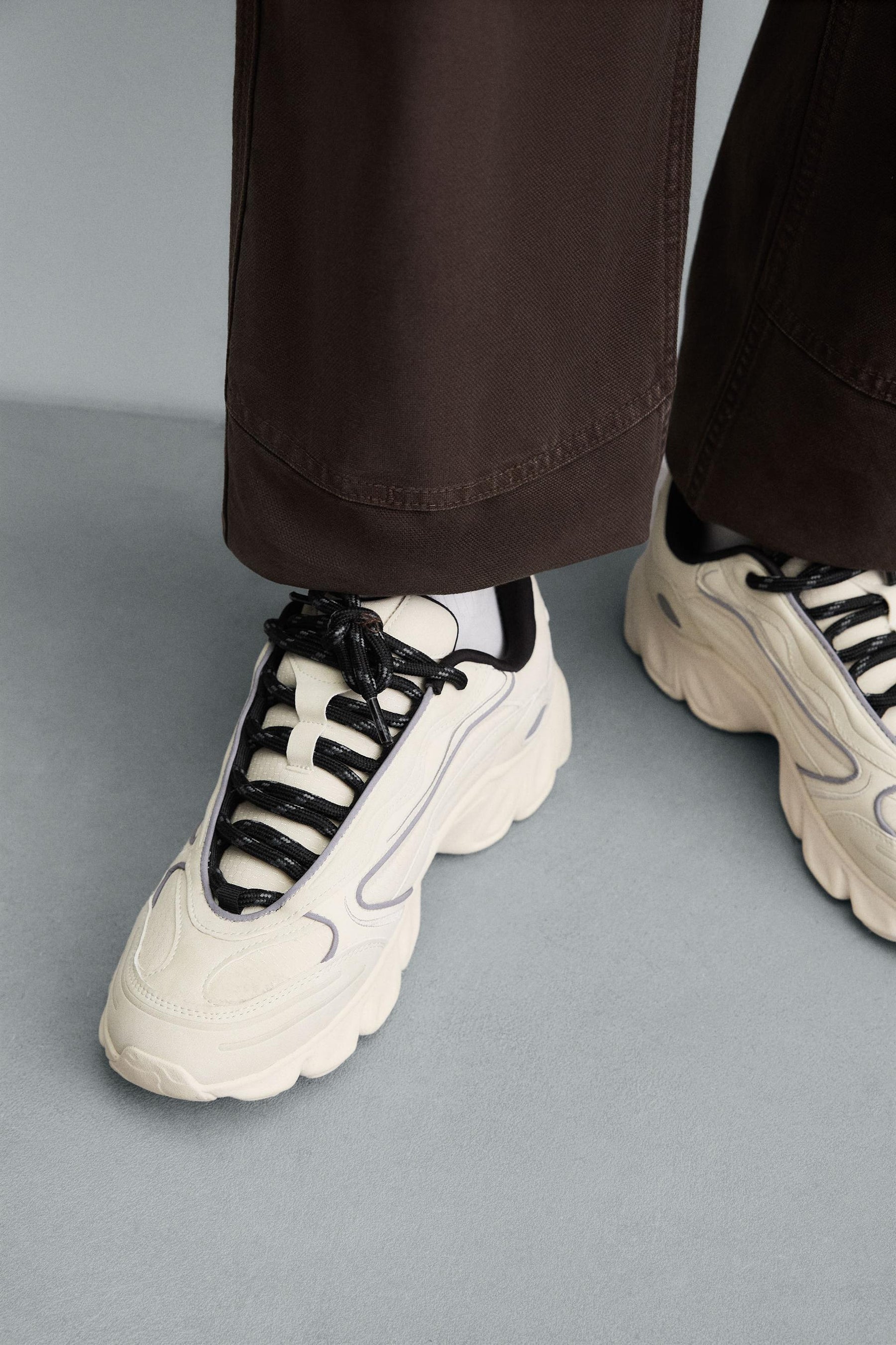 CHUNKY SOLE SNEAKERS - Image 3