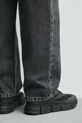 MONOCHROME TECHNICAL TRAINERS - Image 3
