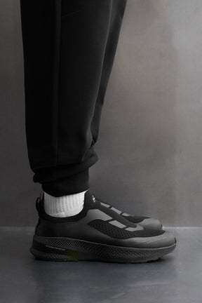 LACELESS RUNNING TRAINERS - Image 1