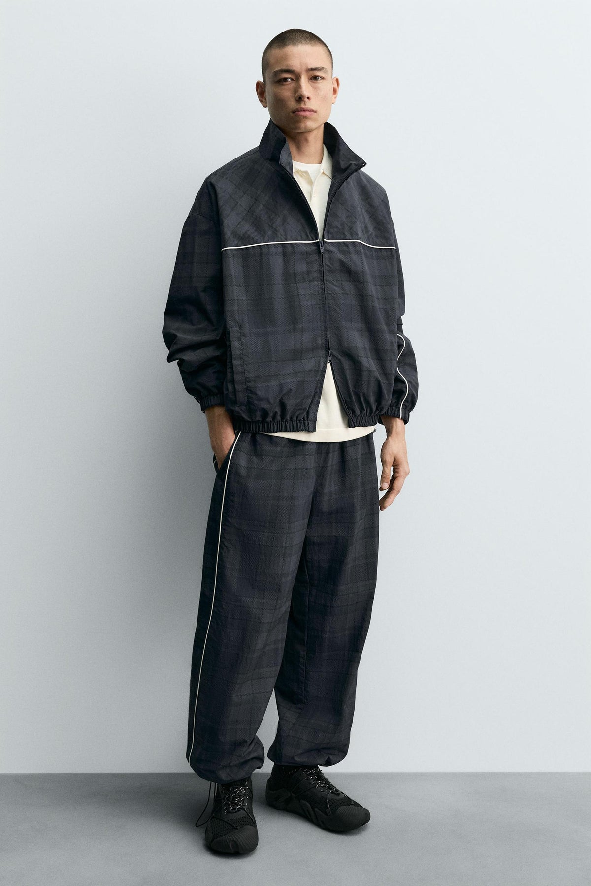 IRREGULAR SOLE TRAINERS - Image 2