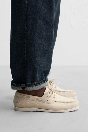 LEATHER DECK SHOES