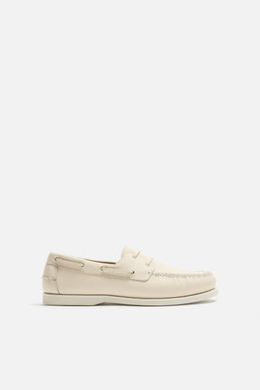 LEATHER DECK SHOES