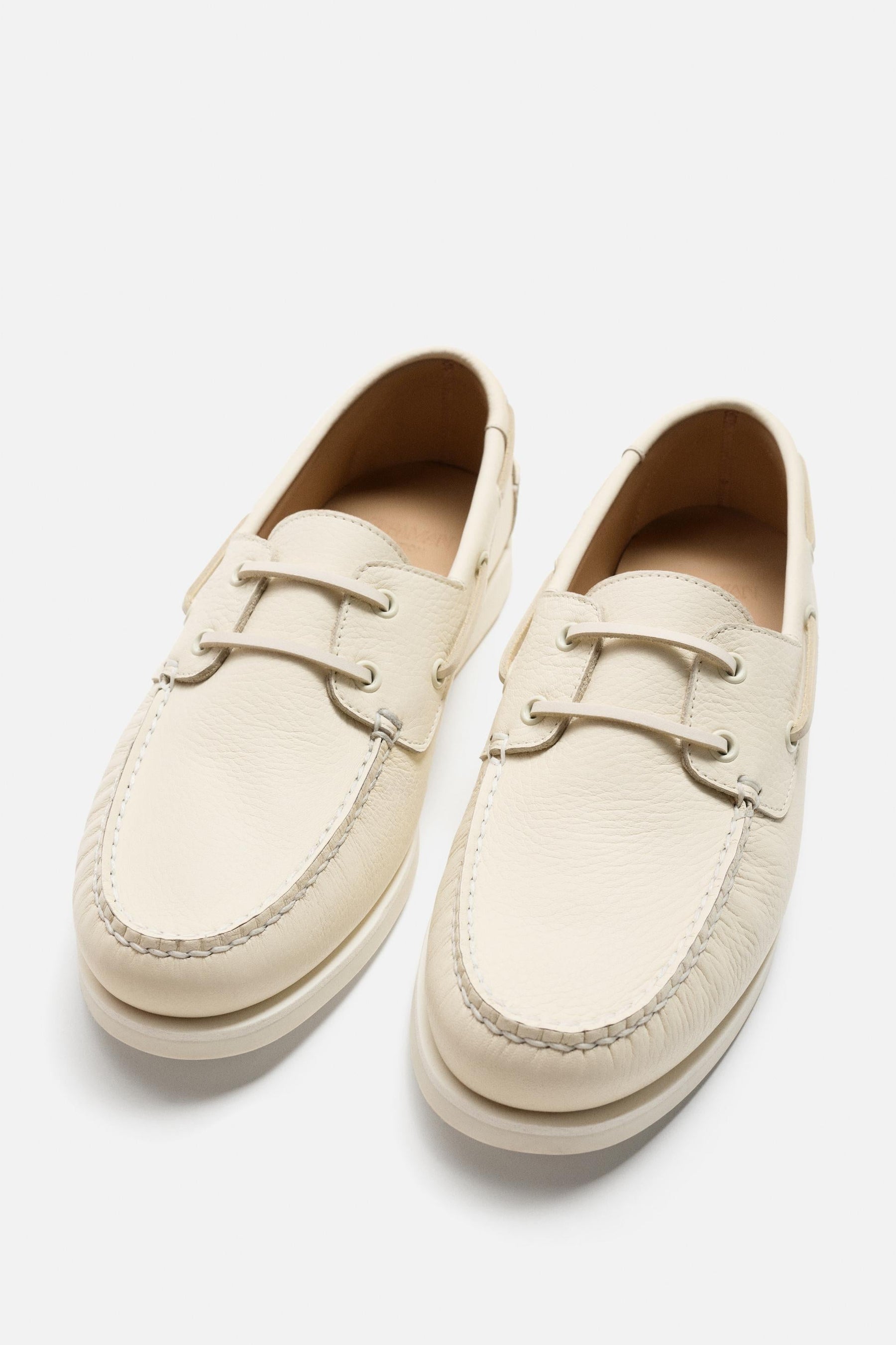 LEATHER DECK SHOES