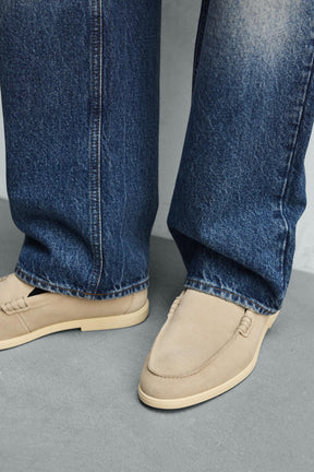 CASUAL LEATHER LOAFERS - Image 3