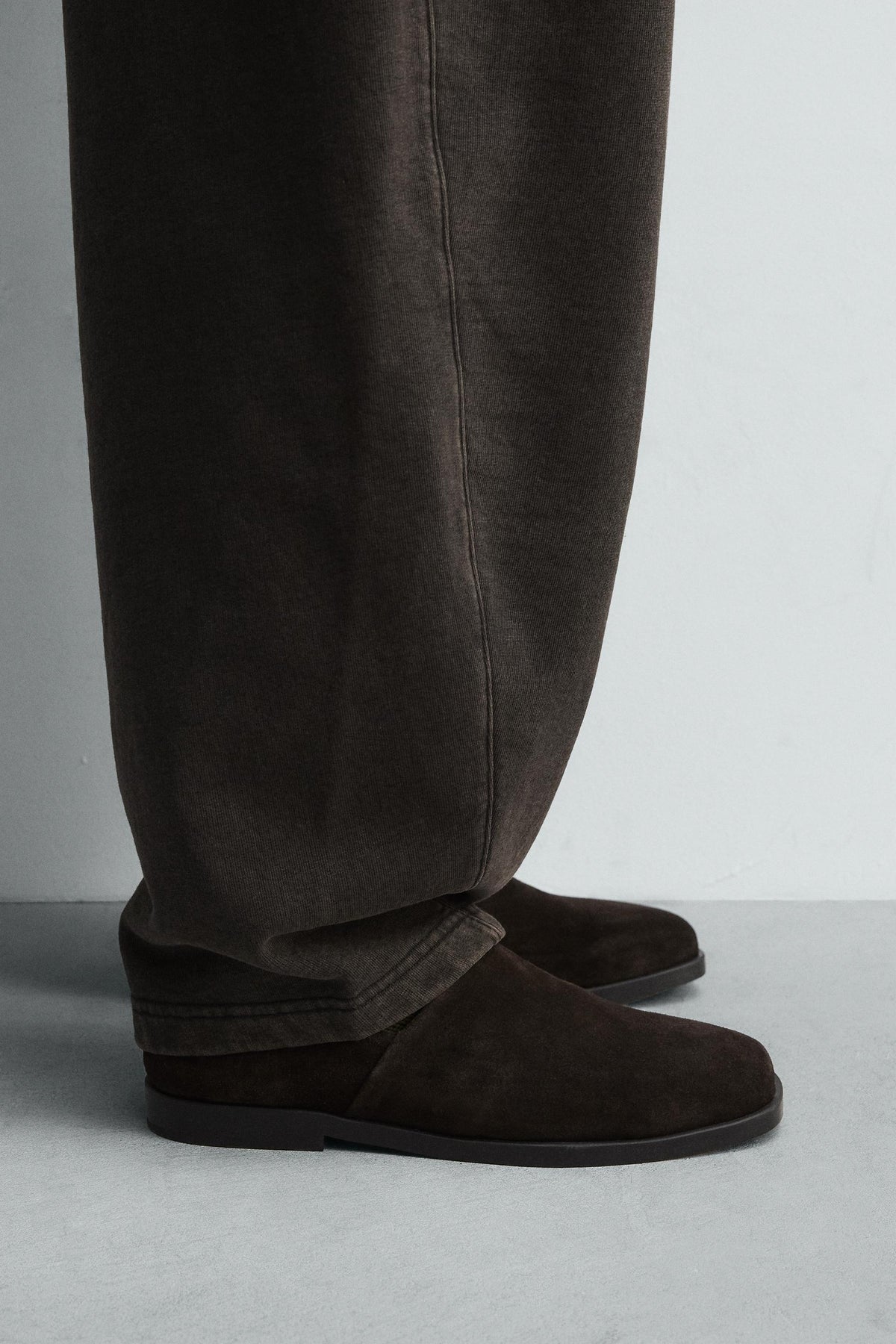 LIMITED EDITION LEATHER SHOES - Image 1