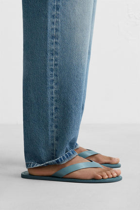 STRAPPY LEATHER SANDALS - Image 2
