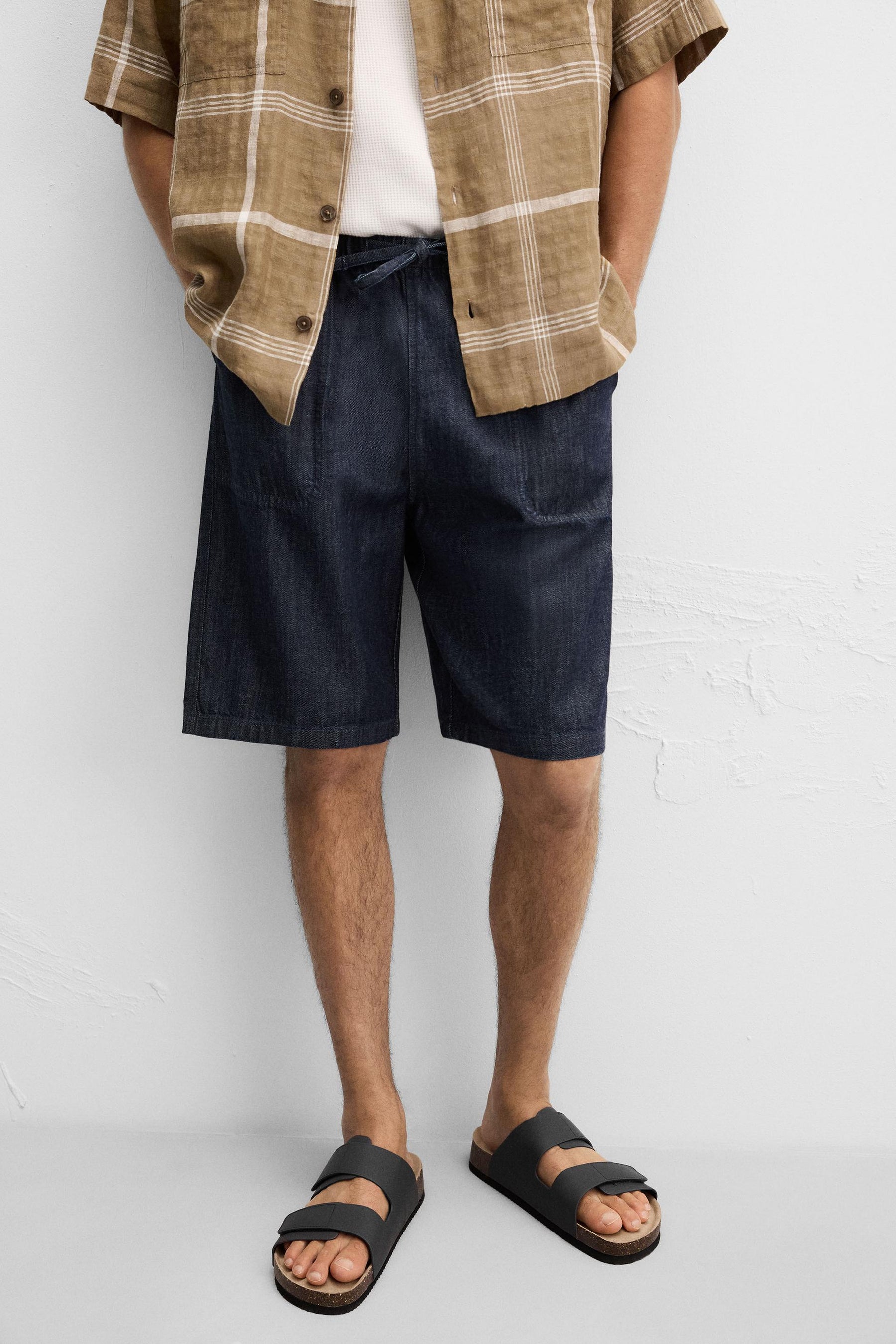 RUBBERISED DOUBLE STRAP SANDALS - Image 2