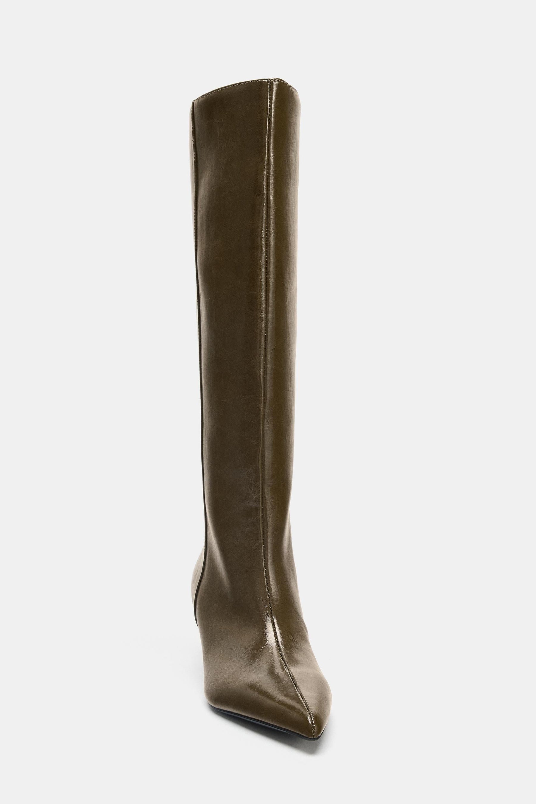 Kitten-Heel Boots