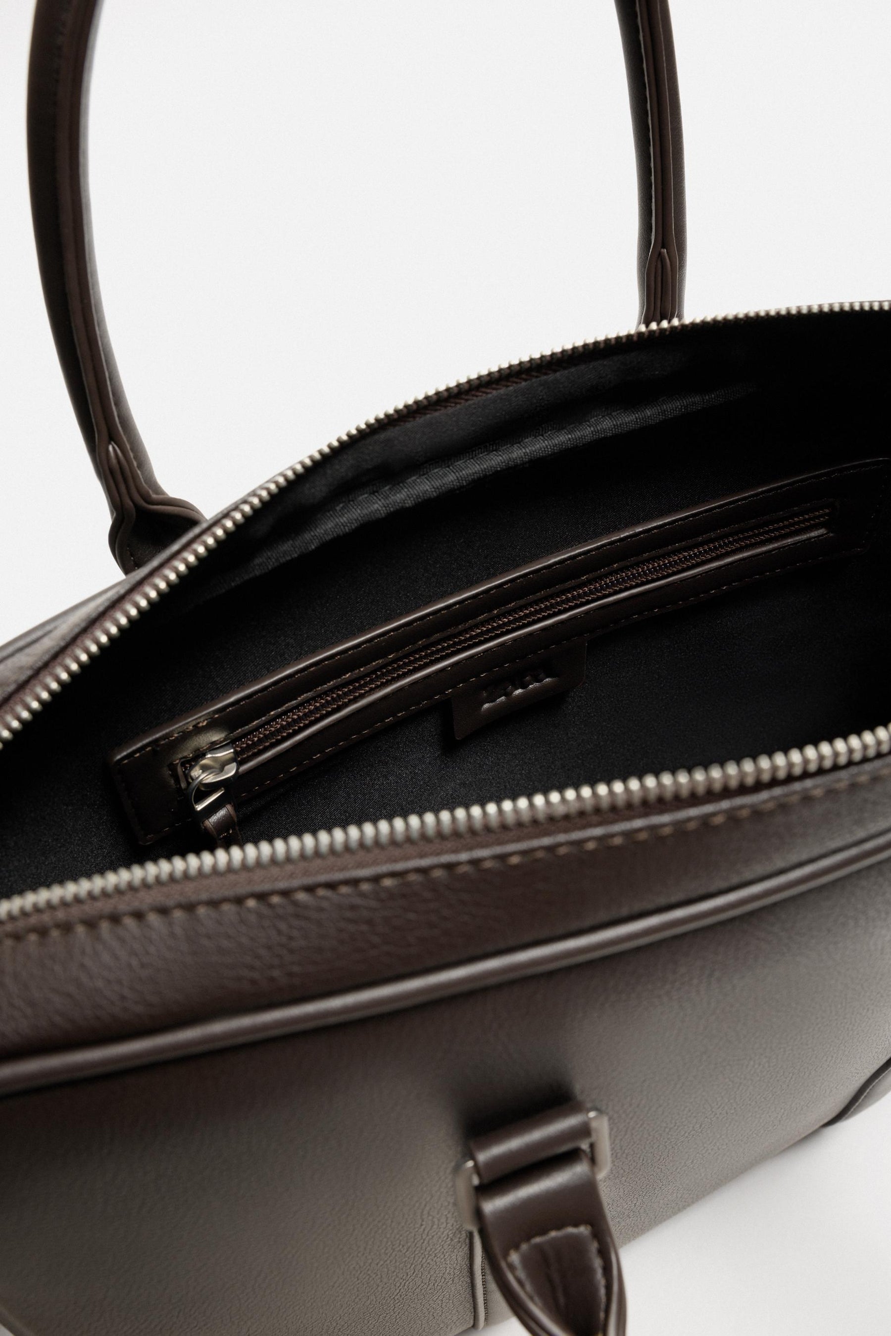 TEXTURE BRIEFCASE