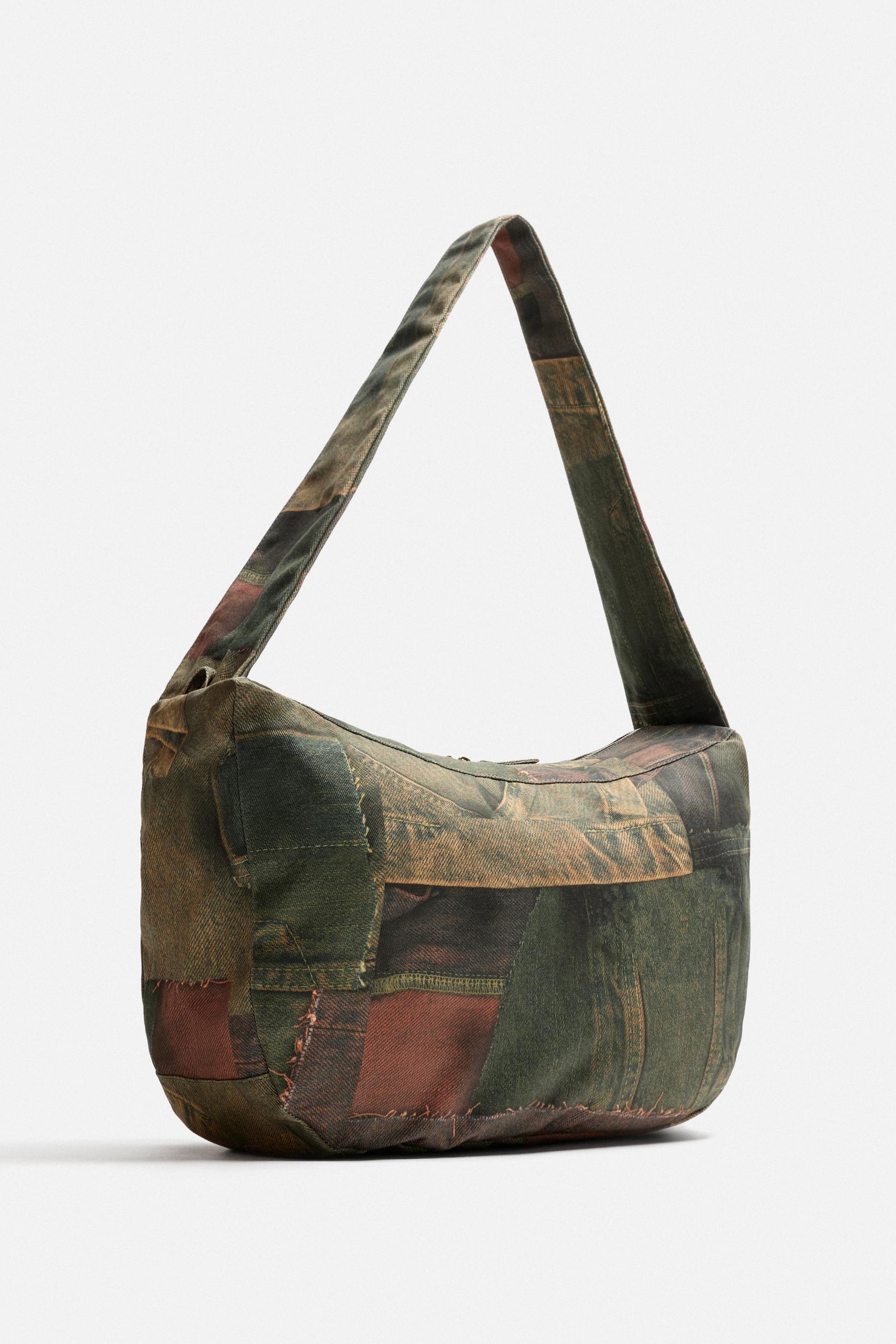 DENIM PRINT SHOULDER BAG - Image 4