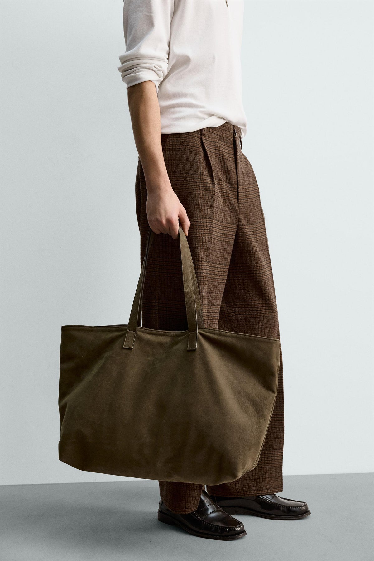 LEATHER TOTE BAG