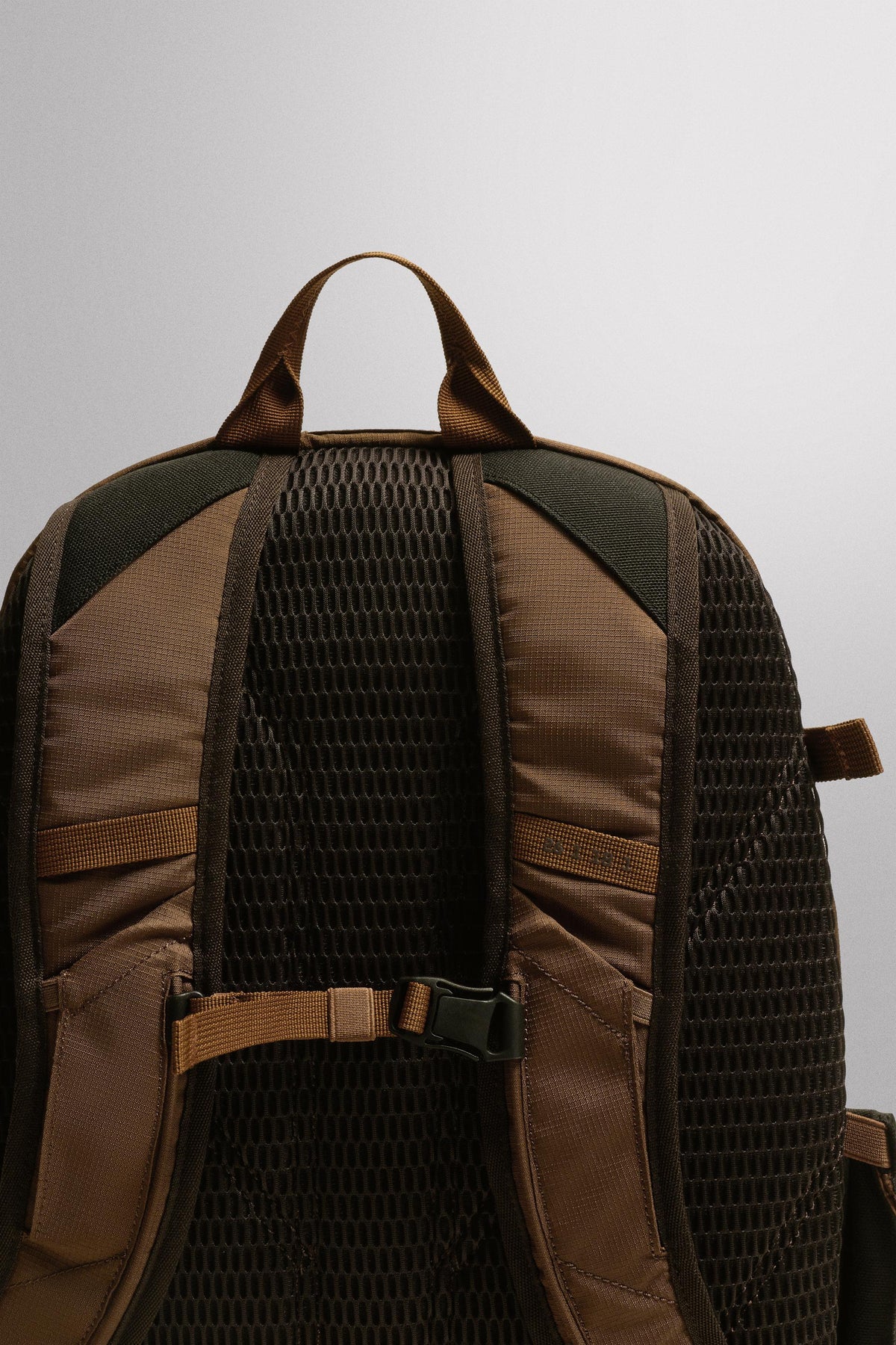 TECHNICAL SPORTS BACKPACK