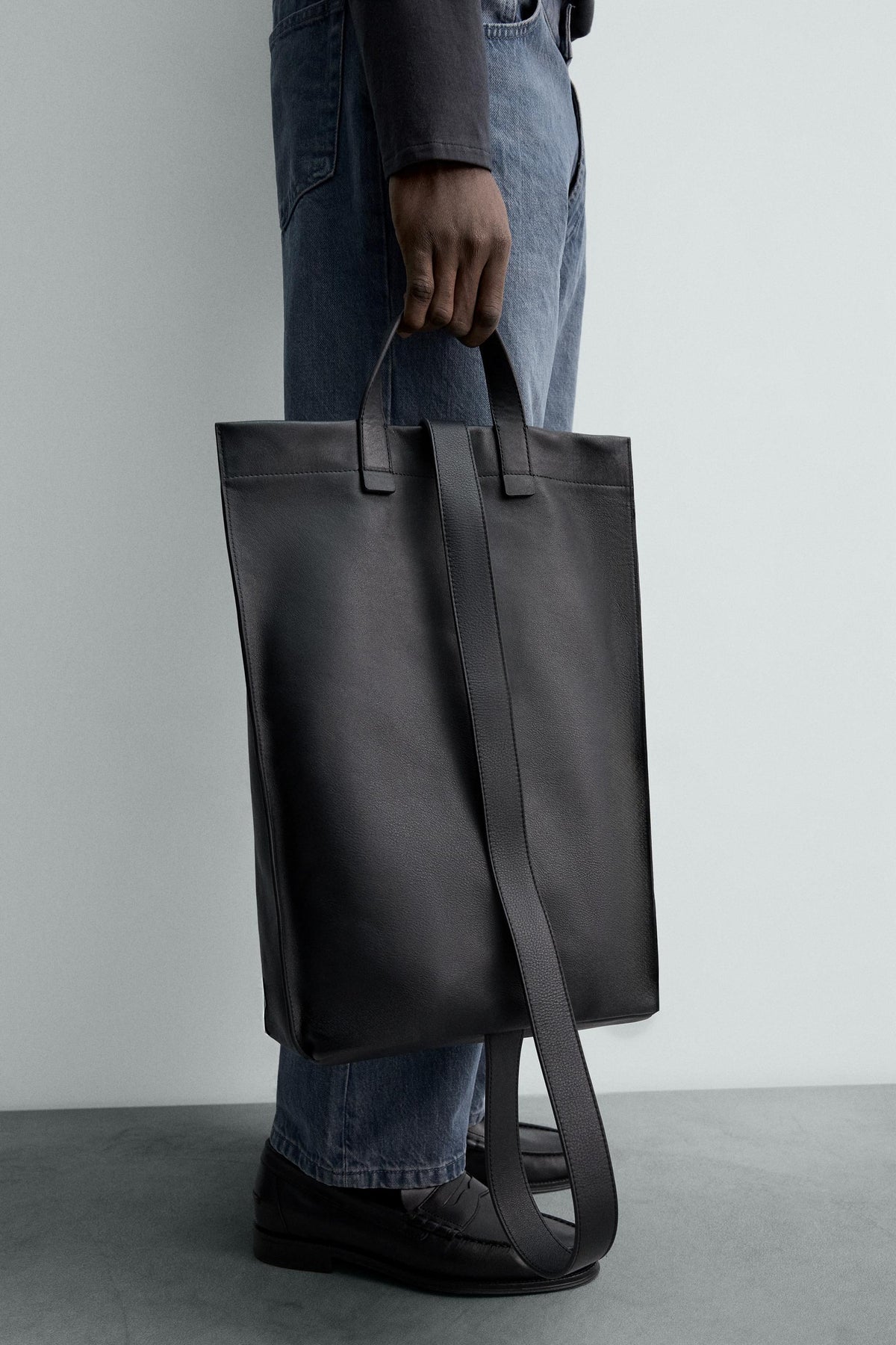 LEATHER BACKPACK