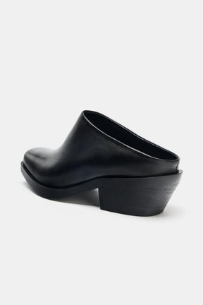 LEATHER BIKER CLOGS