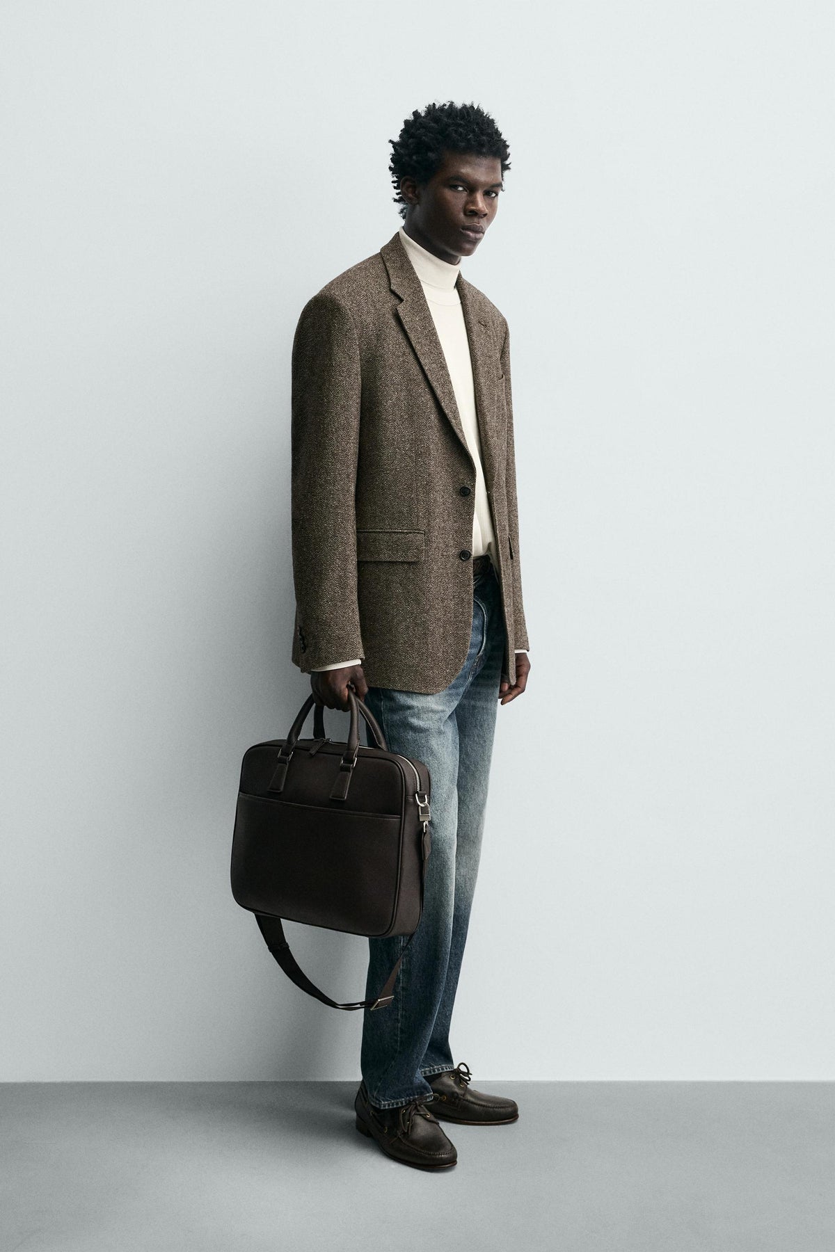 TEXTURED BRIEFCASE - Image 2