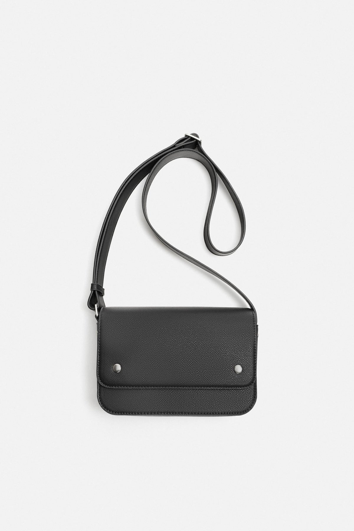 TEXTURED CROSSBODY BAG