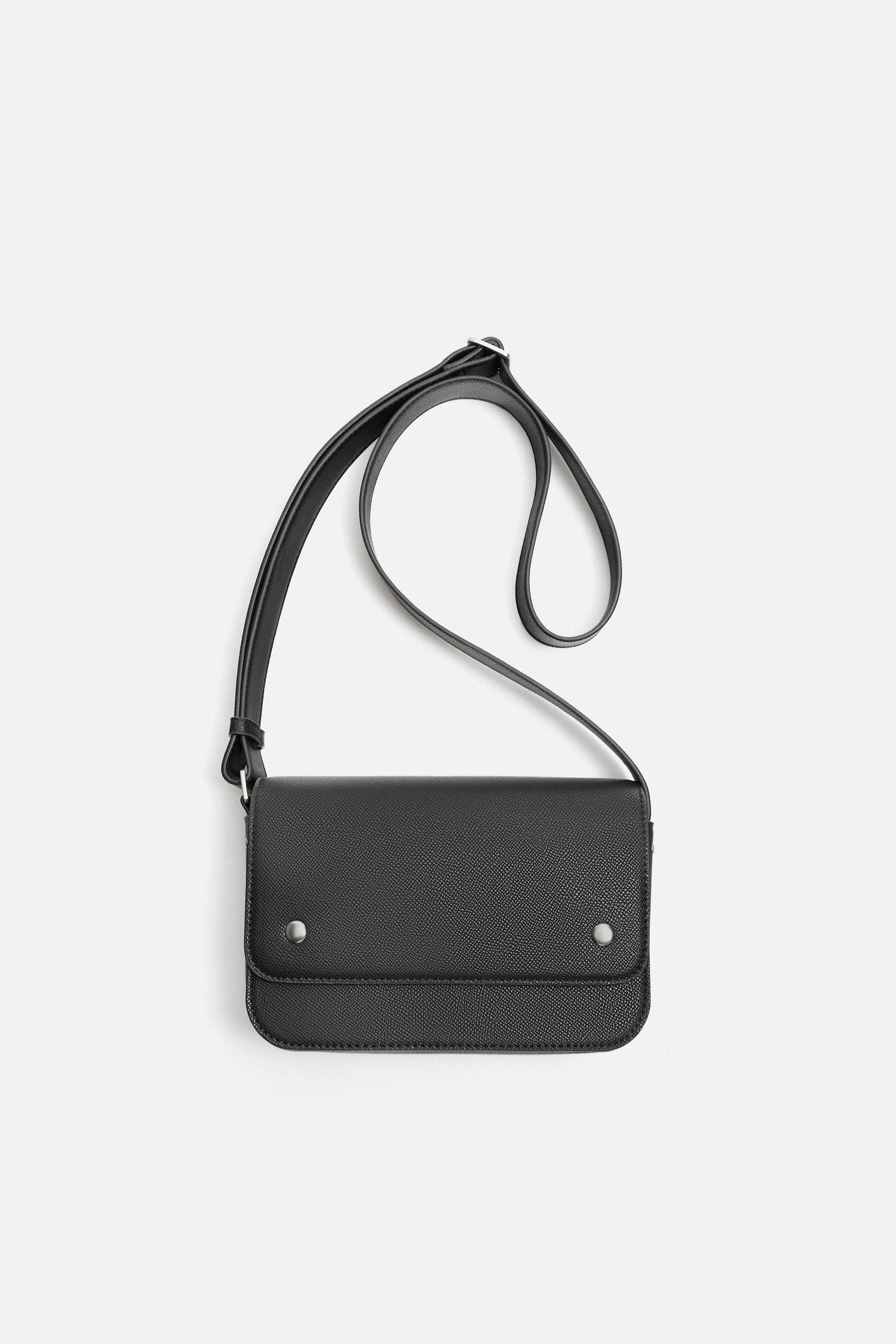 TEXTURED CROSSBODY BAG