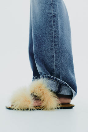 FEATHER SANDALS